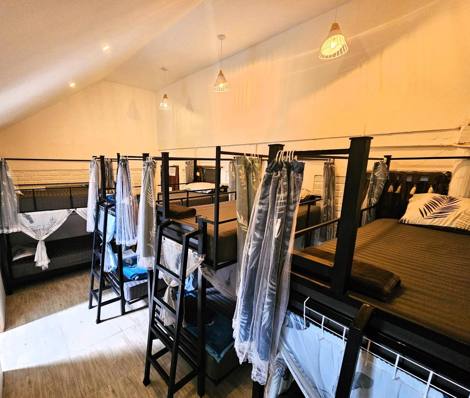 Hideout Hostel Hat Rin Buitenkant foto